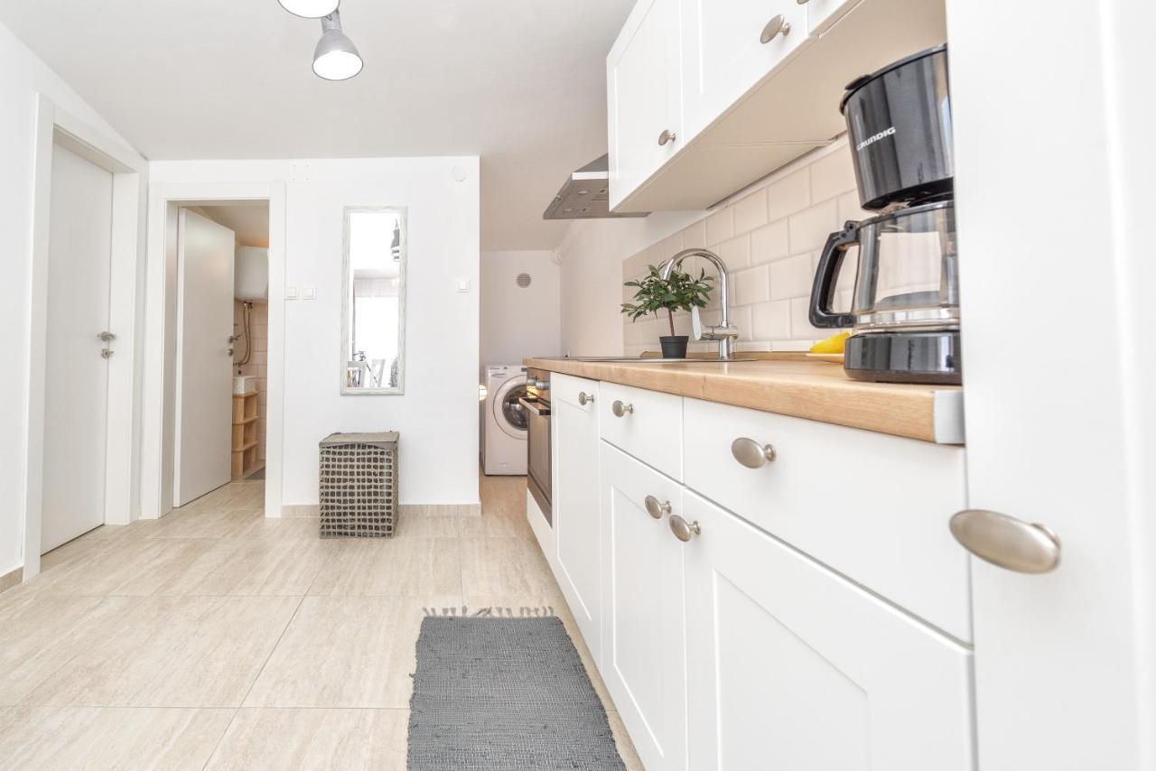 Apartment Tema Vir Ngoại thất bức ảnh